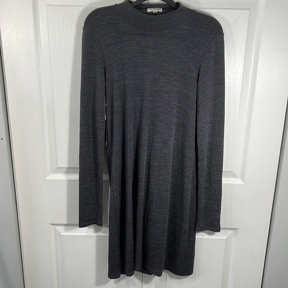 NWT Aritzia wilfred free moulton dress - Picture 3 of 9